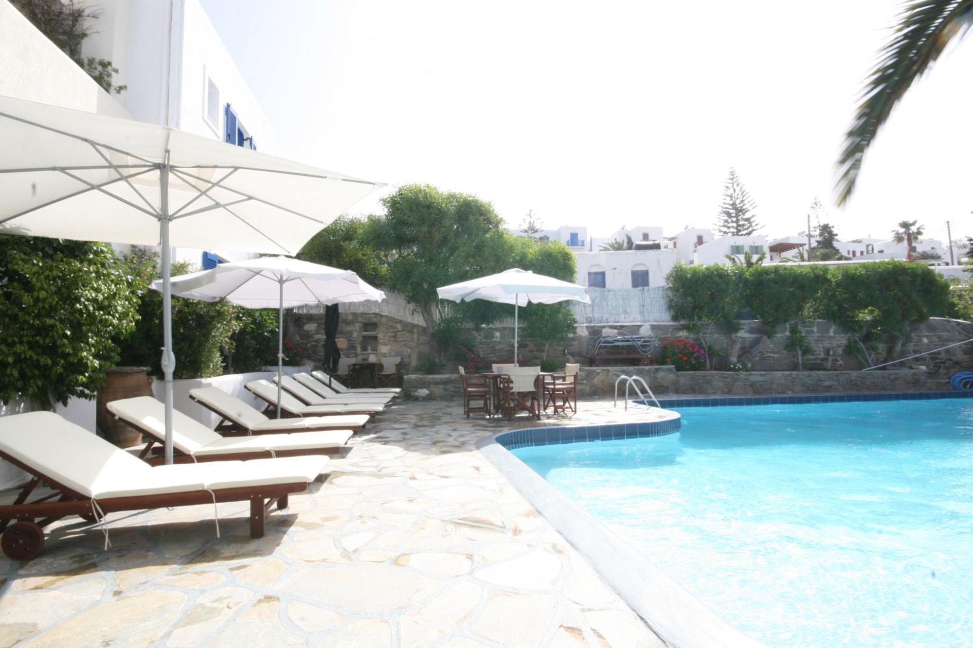 Hotel Manos Náoussa Extérieur photo