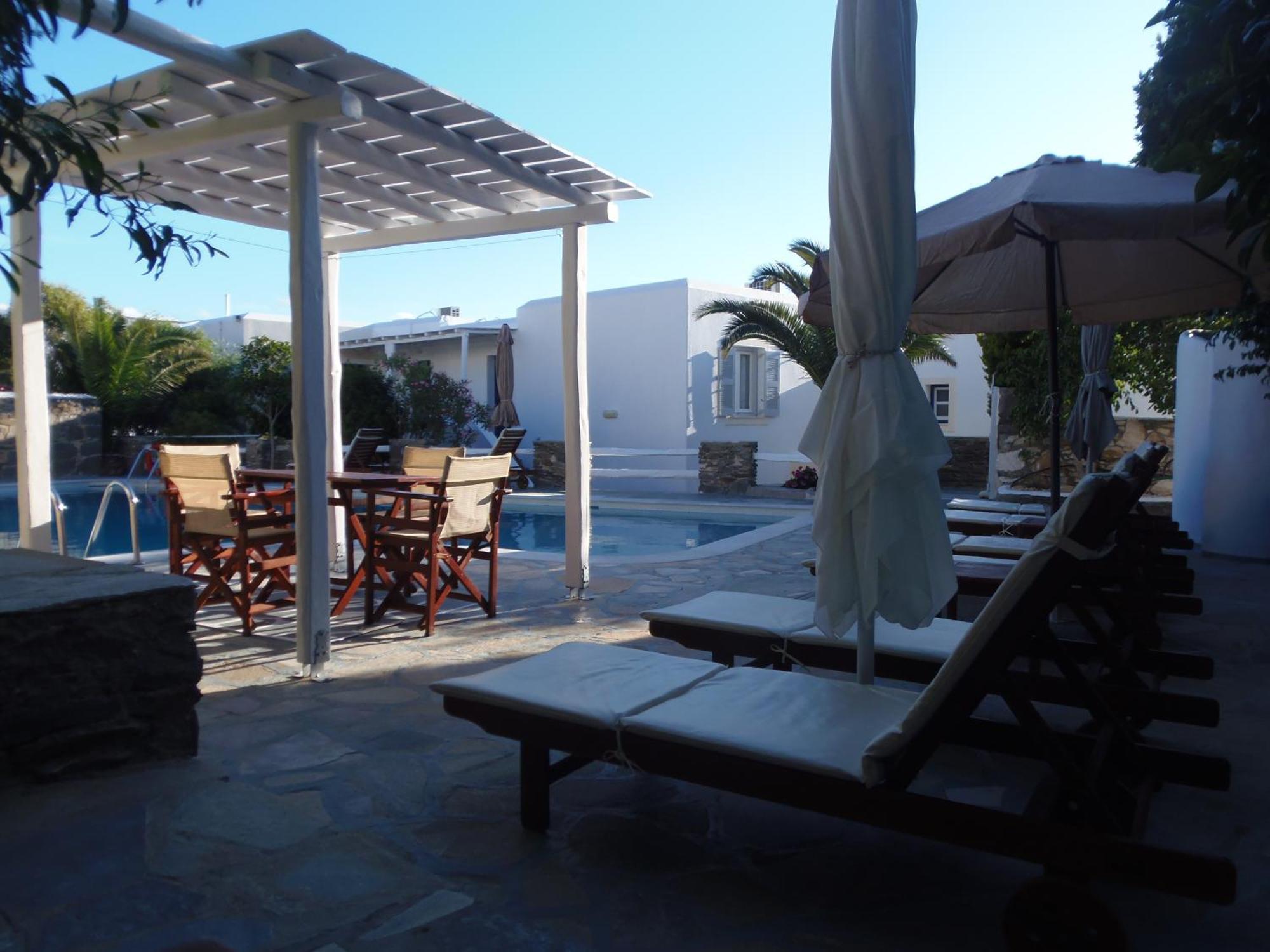 Hotel Manos Náoussa Extérieur photo