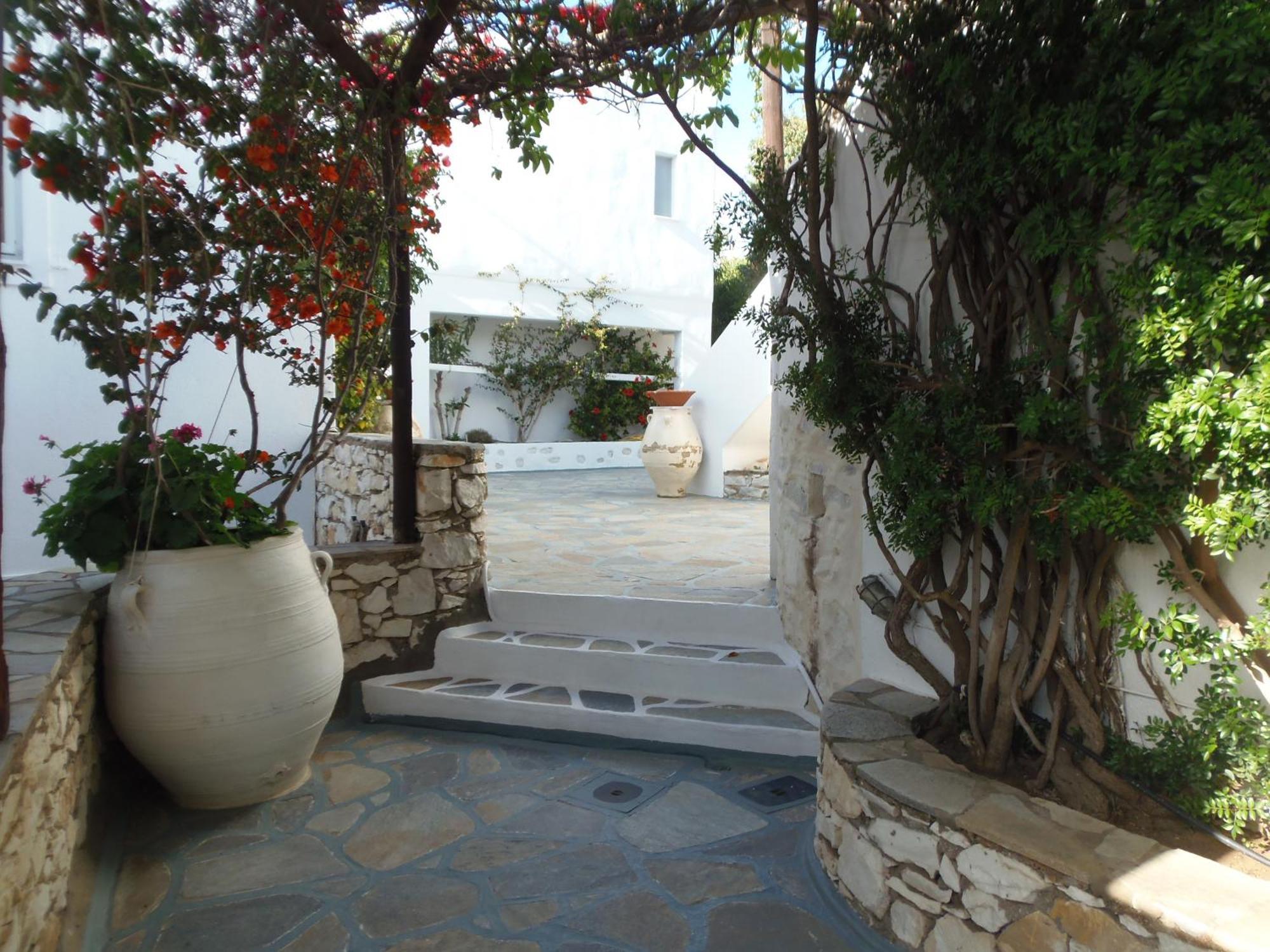 Hotel Manos Náoussa Extérieur photo